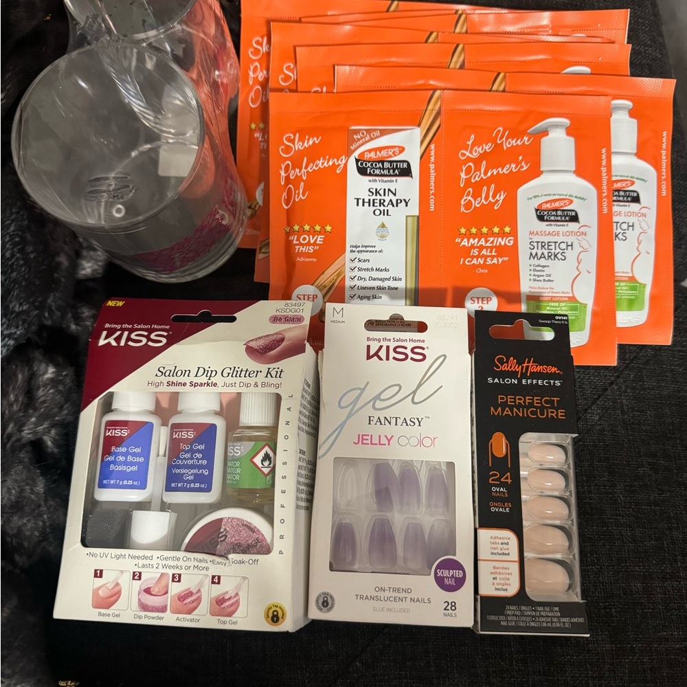 Kiss Salon Dip Glitter Kit , Nails and 8pc palmers cocoa butter and makeupholder
